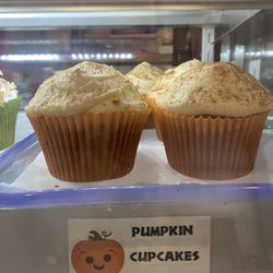 Pumpkin cupcakes