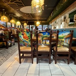 Clase Azul Bar & Grill - What a beautiful interior!