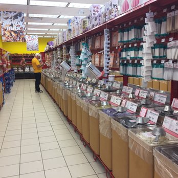 Bulk Barn - a wide aisle of goods in a store - Specialty Food Near Me - Kamloops, British Columbia
