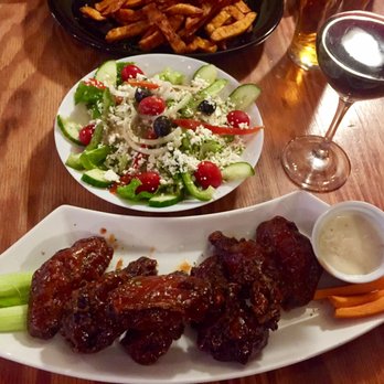 Kilt and Harp - Breaded Chicken wings and Greek Salad - Pubs Near Me - Toronto, Ontario Kilt and Harp - Breaded Chicken wings and Greek Salad - Pubs Near Me - Toronto, Ontario