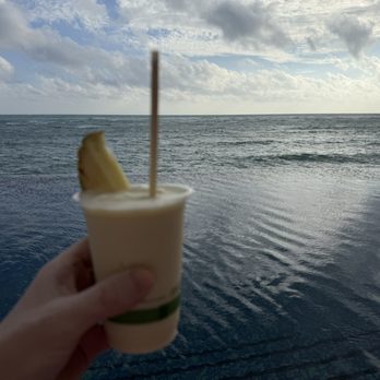 Sheraton Waikiki Beach Resort - Edge pool adults only - Hotels Near Me - Honolulu, Hawaii