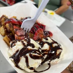 3 Leches Sweets - Churro-load