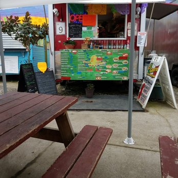 El Guero - a picnic table and a food truck - Mexican Near Me - Portland, Oregon El Guero - a picnic table and a food truck - Mexican Near Me - Portland, Oregon
