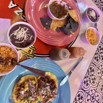 Desvelados - Salsa with Chips & some El Callejeros with sides of rice & beans - Mexican Near Me - Glendale, California