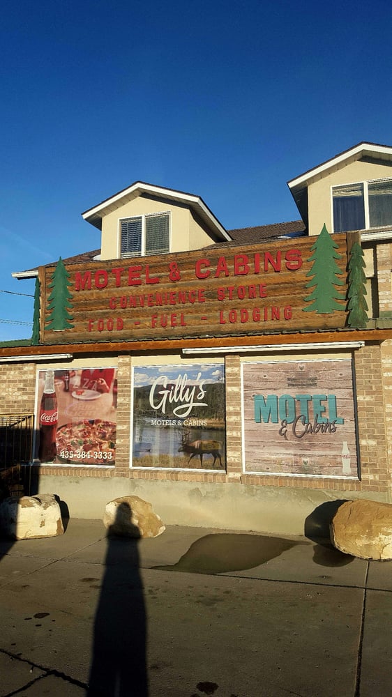 GILLY’S INN & CONVENIENCE STORE Updated August 2024 15 N State