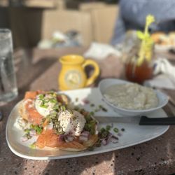 Another Broken Egg Cafe - Smoked Salmon Eggs Benedict