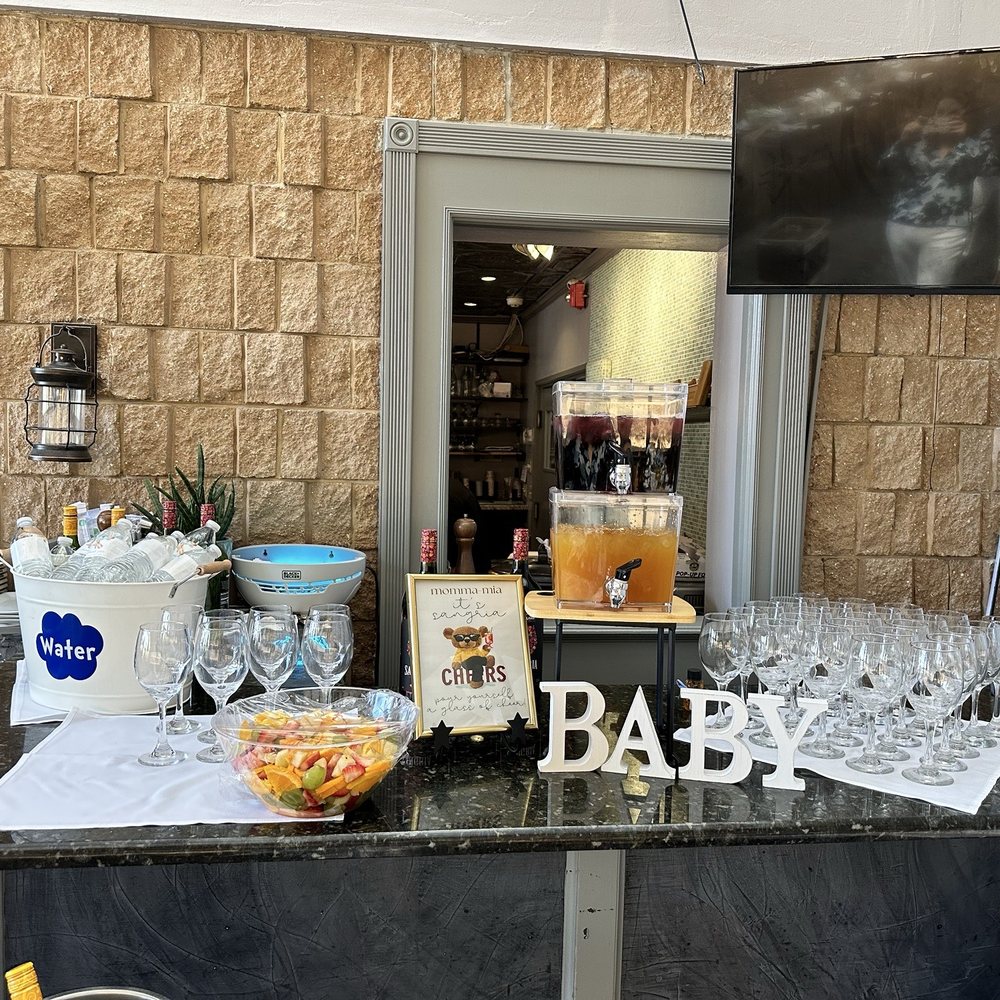 Bistro 1051 - BYOB bar area - Italian Near Me - Clark, New Jersey