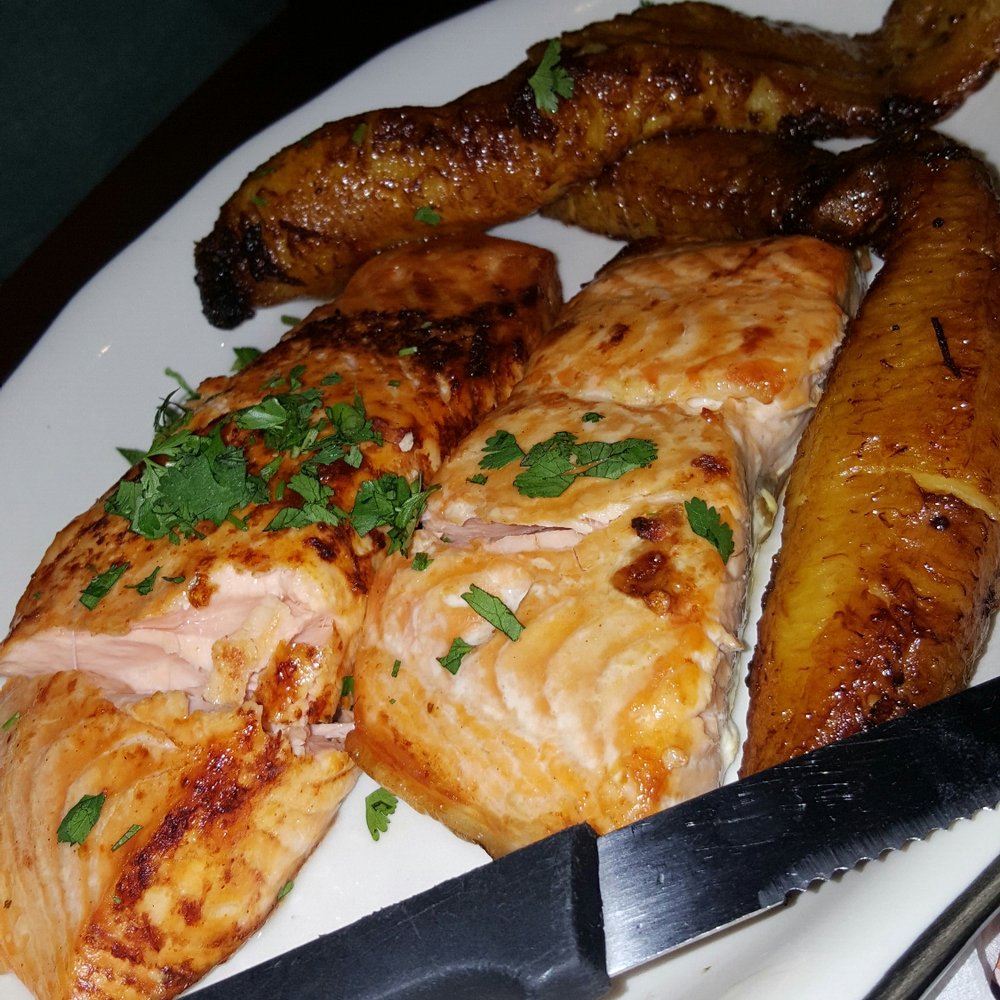 Mi Tierrita - Salmon with Sweet plantains. - Colombian Near Me - Brentwood, New York