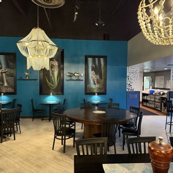 Mermaids Seafood Restaurant - Interior ambience - Seafood Near Me - Rogers, Arkansas