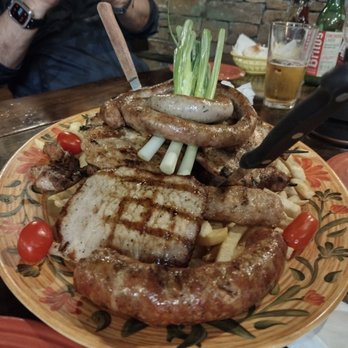 Restaurant Mehanata - Modern European Near Me - Des Plaines, Illinois