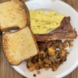 Lottie's Country Kitchen - Hungry Man Breakfast