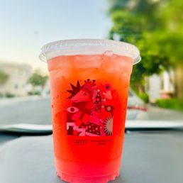 Iced Shaken Grapefruit Tea