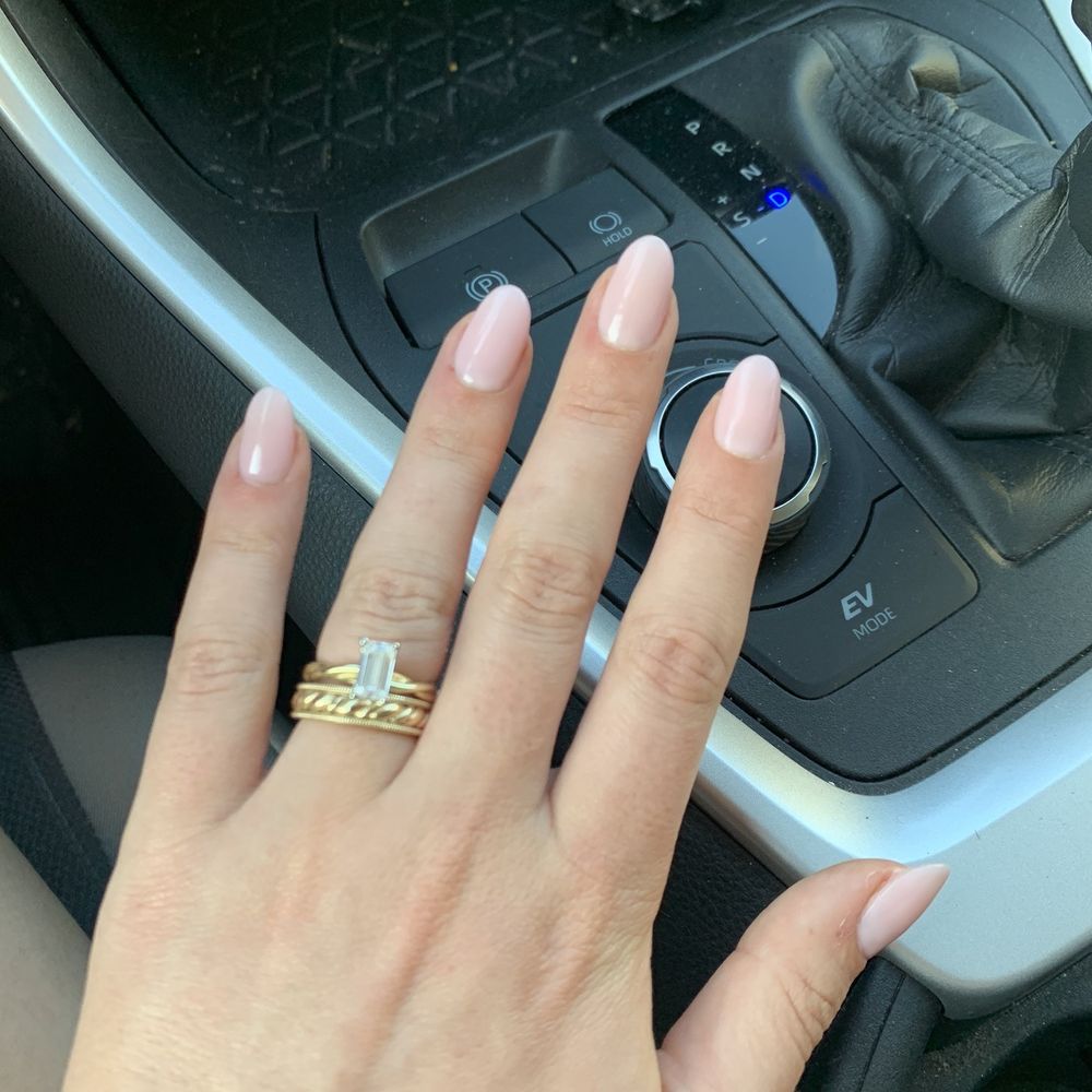 White Daisy Nail Spa - Manicure - Nail Salons Near Me - San Francisco, California White Daisy Nail Spa - Manicure - Nail Salons Near Me - San Francisco, California