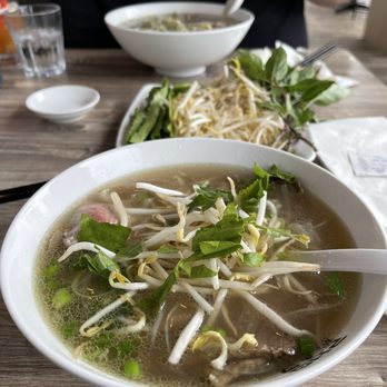 Pho Bar Vietnamese Kitchen - Small bowl and large bowl   Delicious pho! - Vietnamese Near Me - Davie, Florida