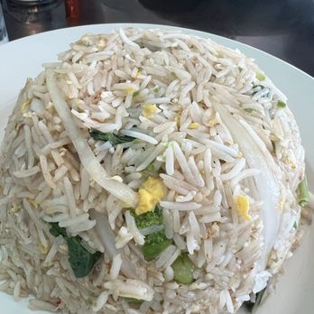 Basil n Spice - 6 o'clock fried rice with basil - Thai Near Me - Apex, North Carolina Basil n Spice - 6 o'clock fried rice with basil - Thai Near Me - Apex, North Carolina
