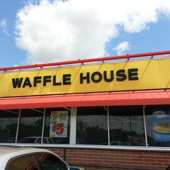 Waffle House - The outside logo - Breakfast & Brunch Near Me - Berkeley, Missouri