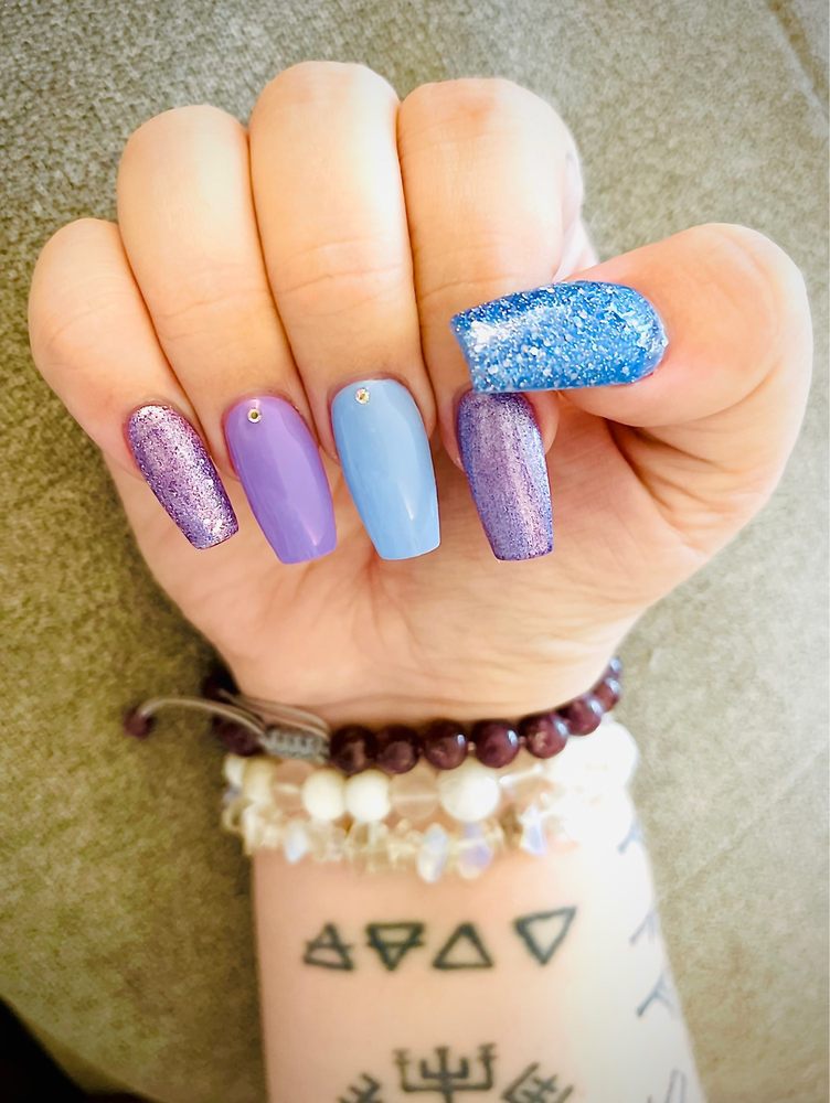 RAINBOW NAILS Updated September 2024 21 Photos & 16 Reviews 8028