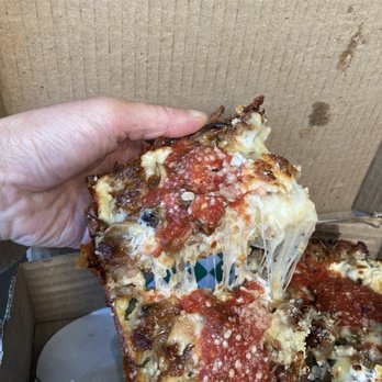 Rock City Pie and Ice - Deliciousness! - Pizza Near Me - Broomfield, Colorado Rock City Pie and Ice - Deliciousness! - Pizza Near Me - Broomfield, Colorado