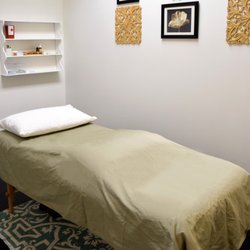 Silver Leaf Acupuncture - Treatment room 2