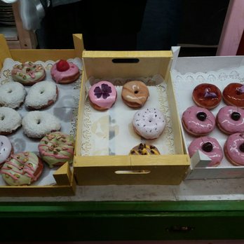 Donuterie - Donuts Near Me - Prague, Puerto Rico