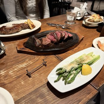 Aloha Steak House - Steakhouses Near Me - Honolulu, Hawaii