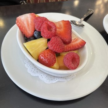 Brunch Cafe-St.Charles - Berry Bowl - Breakfast & Brunch Near Me - St. Charles, Illinois Brunch Cafe-St.Charles - Berry Bowl - Breakfast & Brunch Near Me - St. Charles, Illinois