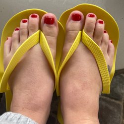 QT Nails