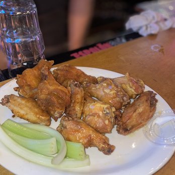 Frazier's On the Avenue - Wings - American Near Me - Baltimore, Maryland Frazier's On the Avenue - Wings - American Near Me - Baltimore, Maryland