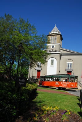 Old Town Trolley Tours of Savannah by null