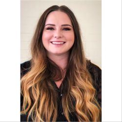 The Makeup Connection - A good balance of sexy and sultry can make any woman confident.