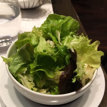 Le 114 Faubourg - Side salad that came with the cheese plate - French Near Me - Paris, 75 Le 114 Faubourg - Side salad that came with the cheese plate - French Near Me - Paris, 75