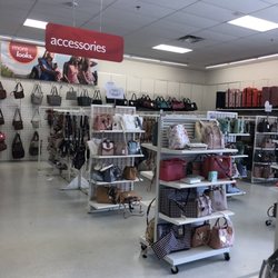 Beall's Outlet - Inside