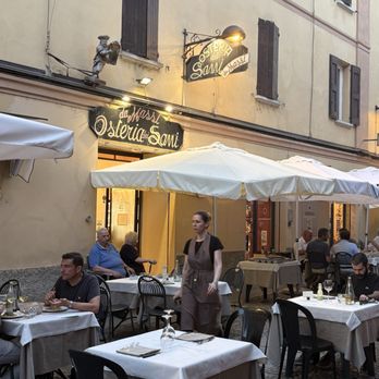 L'Osteria dei Sani - The outdoor dining and Sonia out incredibly gracious wait person - Emilian Near Me - Sasso Marconi, BO