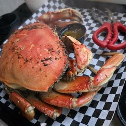 Willamette Valley Smokehouse - Dungeness Crab