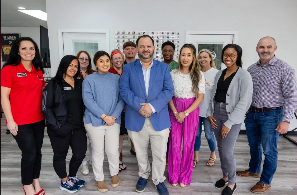 CLASSIC REAL ESTATE SCHOOL Updated March 2024 609 W Montrose St