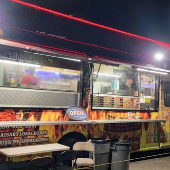 El Paisa By Los Alegres - Outside - Food Trucks Near Me - Redwood City, California El Paisa By Los Alegres - Outside - Food Trucks Near Me - Redwood City, California