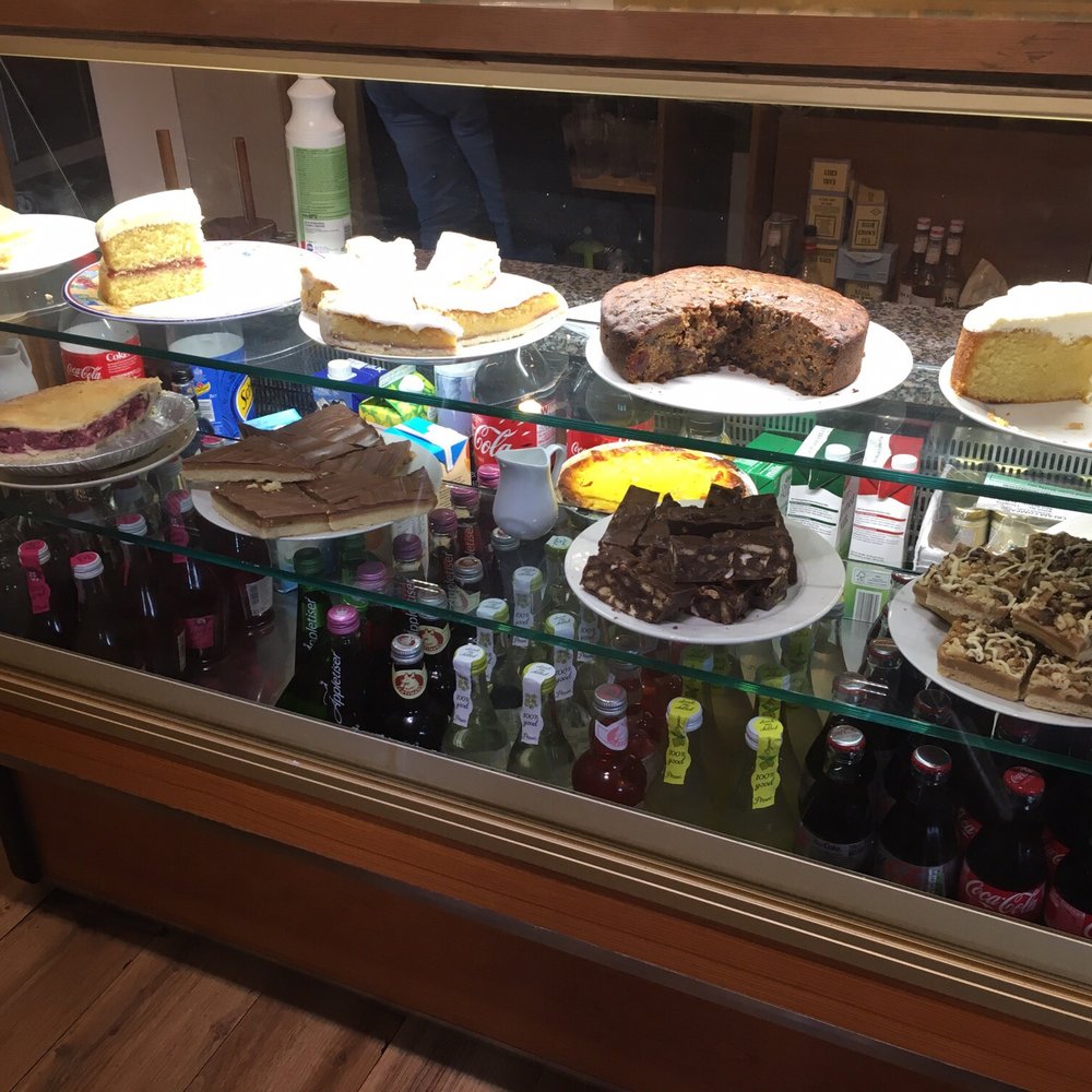 Claytons Corner - Cakes available - Desserts Near Me - Market Rasen, NLN