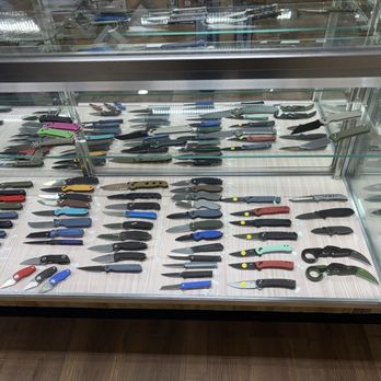 Edgeworks Knife & Supply - Plenty of options - Knife Sharpening Near Me - Frederick, Maryland Edgeworks Knife & Supply - Plenty of options - Knife Sharpening Near Me - Frederick, Maryland