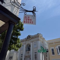 Old town books sign outside
