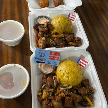 Suavezonnn - Mofongo con carne Frita/ Mash Green plantains with fried pork meat - Caterers Near Me - Palmetto, Florida