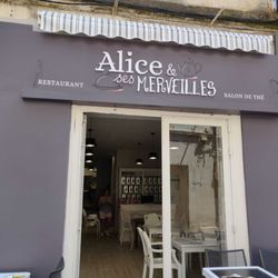 Alice et Ses Merveilles - Devanture