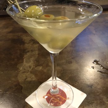 Harry's - New American Near Me - Warrenton, Virginia