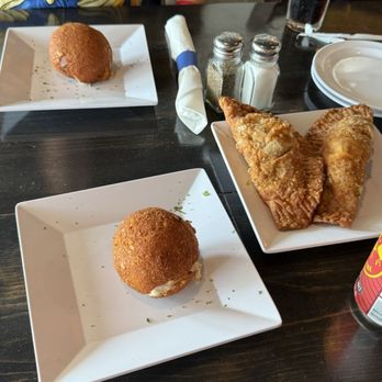 Back to Cuba - Appetizers - Cuban Near Me - Nashville, Tennessee