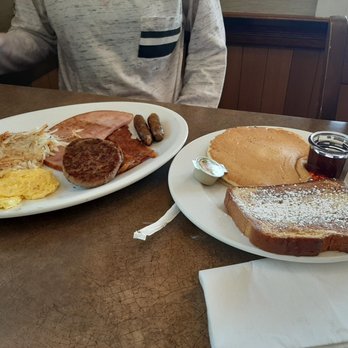 Bob Evans - The Whole Hog - Breakfast & Brunch Near Me - Monroeville, Pennsylvania Bob Evans - The Whole Hog - Breakfast & Brunch Near Me - Monroeville, Pennsylvania