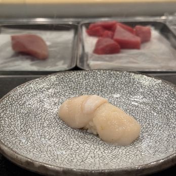 Ananto Sushi - Scallop (ig @nigirigirlsforever) - Japanese Near Me - Stevenson Ranch, California