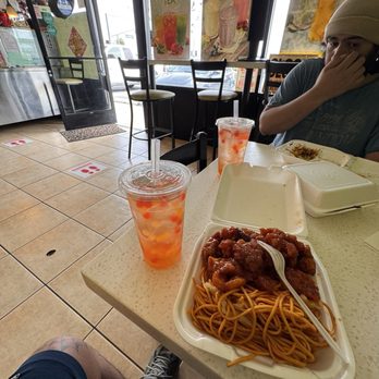 Chinatown Express - Orange chicken, chowmein and flavored tea - Chinese Near Me - La Habra, California Chinatown Express - Orange chicken, chowmein and flavored tea - Chinese Near Me - La Habra, California