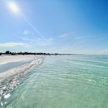 Siesta Key Beach - Beautiful quartz beach and clear water! - Beaches Near Me - Sarasota, Florida Siesta Key Beach - Beautiful quartz beach and clear water! - Beaches Near Me - Sarasota, Florida