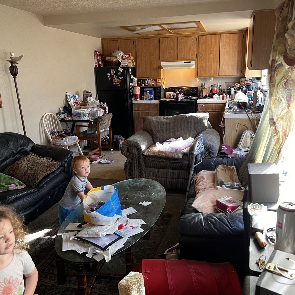 Linnsey's Cleaning Services - Before - Office Cleaning Near Me - Granite Bay, California Linnsey's Cleaning Services - Before - Office Cleaning Near Me - Granite Bay, California