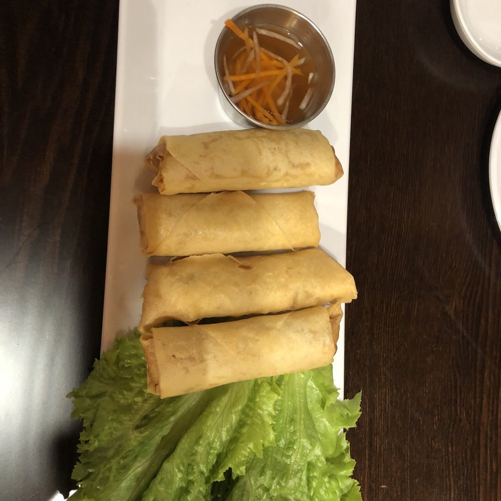 Pho Che - Spring rolls - Vietnamese Near Me - Flushing, New York