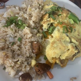 Moke's Bread & Breakfast - Omelette with fried rice - Breakfast & Brunch Near Me - Kailua, Hawaii Moke's Bread & Breakfast - Omelette with fried rice - Breakfast & Brunch Near Me - Kailua, Hawaii